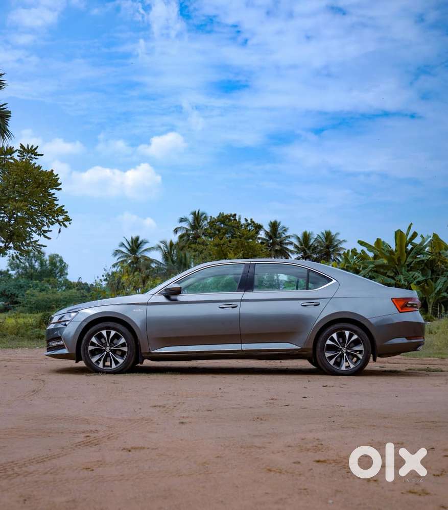 Skoda Superb 2.0 Tsi At L&k, 2023, Petrol
