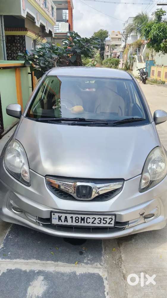 Honda Brio Mt 2011 Petrol And Cng Fitted