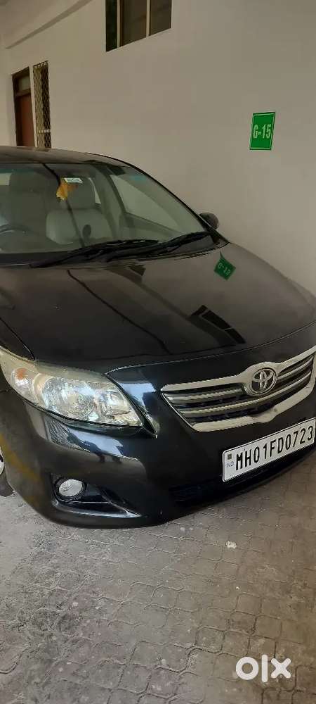 Toyota Corolla Altis 2011