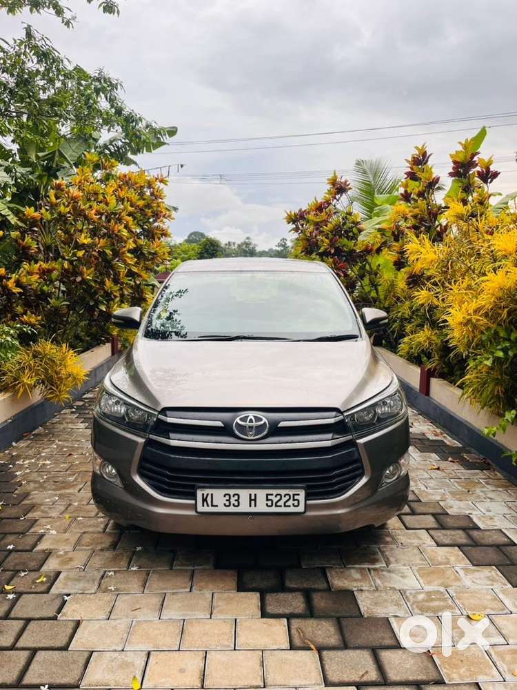 Toyota Innova Crysta