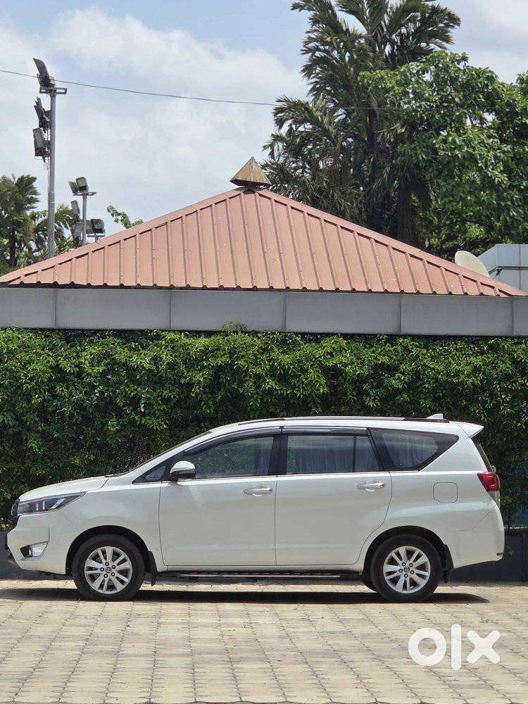 Toyota Innova Crysta 2.4 V, 2018, Diesel