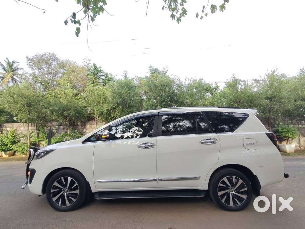 Toyota Innova Crysta 2.4 V, 2022, Diesel