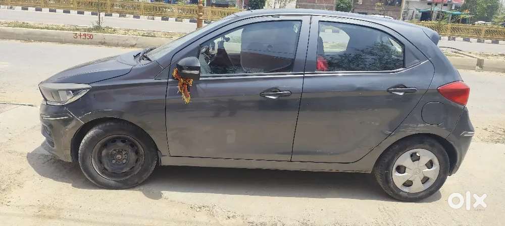 Tata Tiago 2020 Petrol 37300 Km Driven