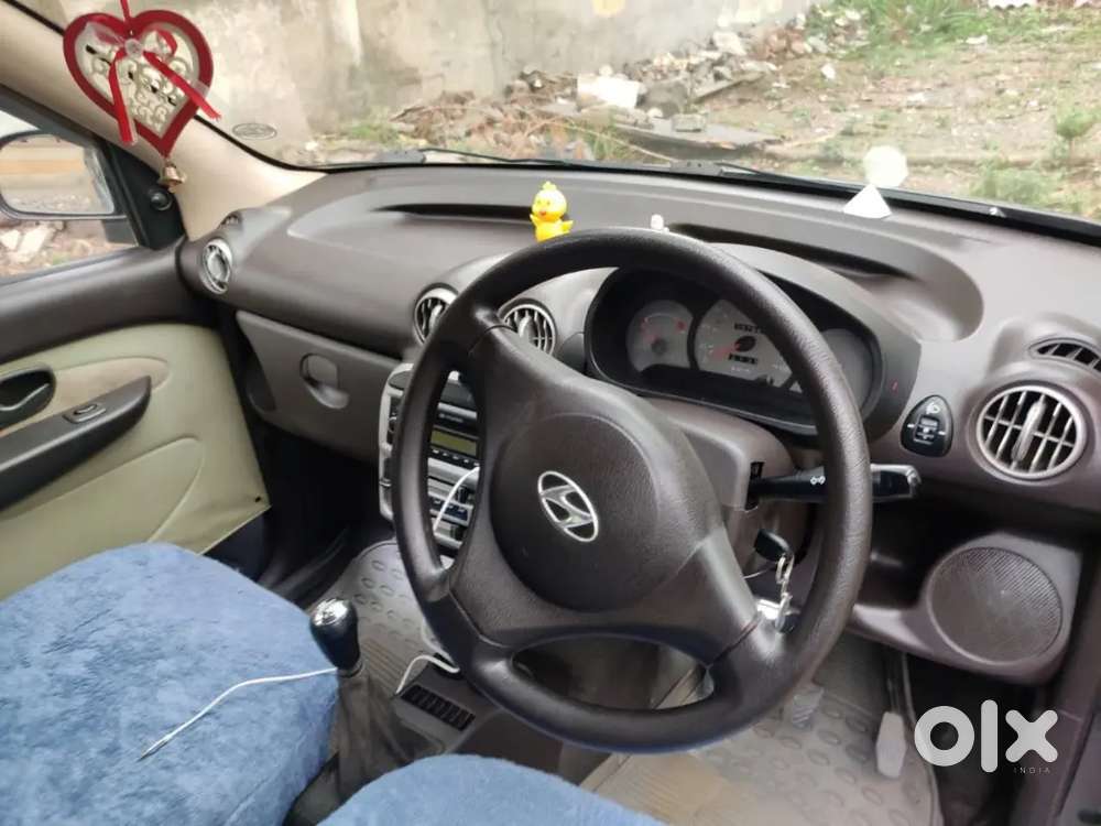 Single Family Used Hyundai Santro Gls 2012 – Excellent Condition