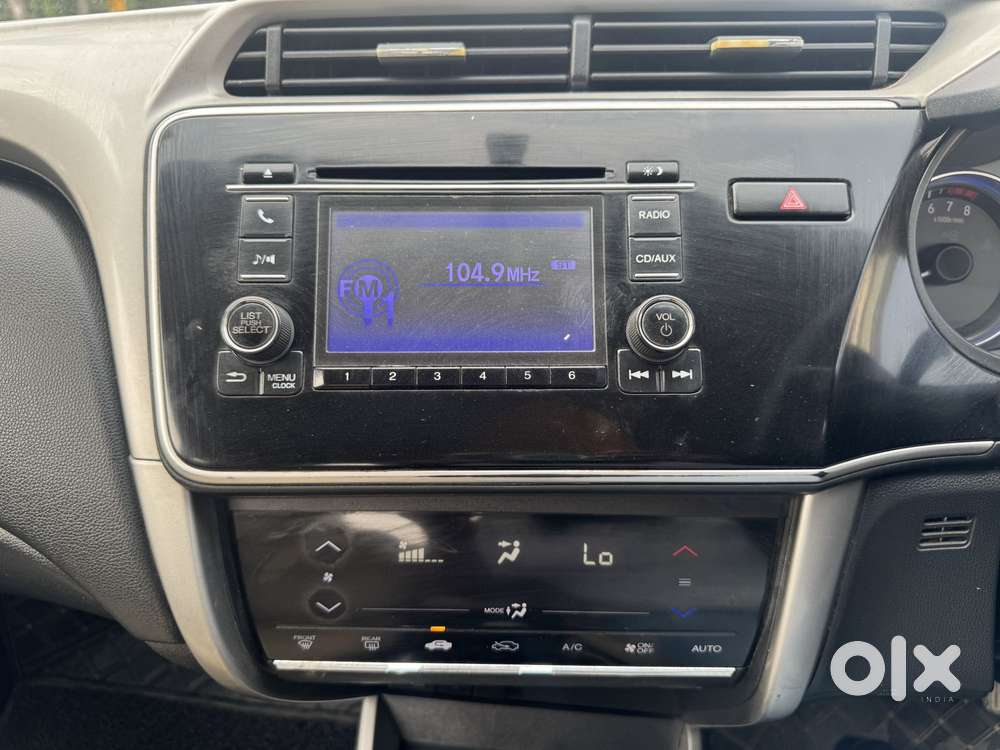 Honda City 1.5 V 4th Gen I-vtec Mt, 2016, Petrol