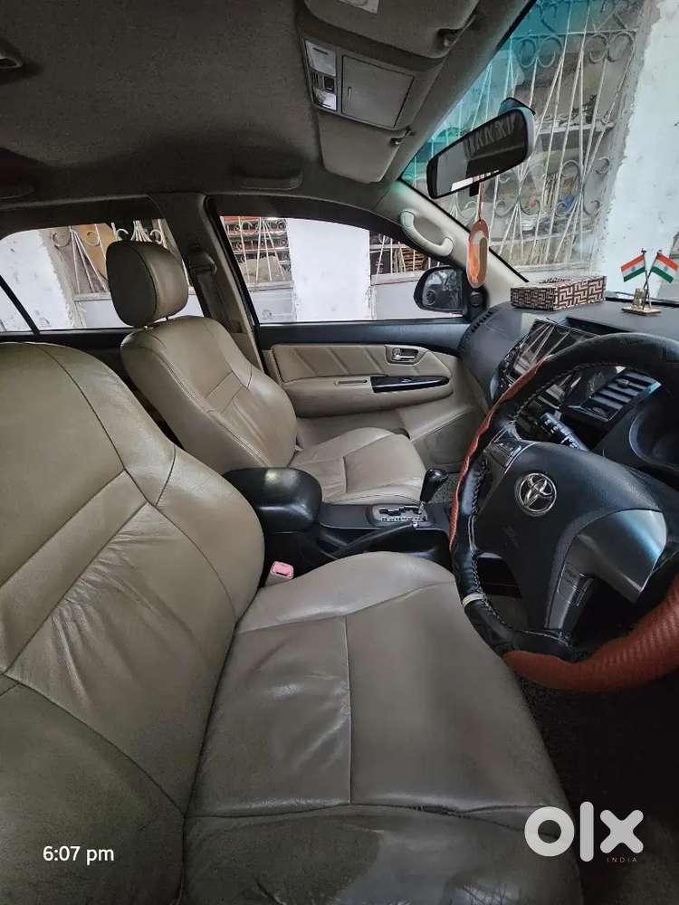 Toyota Fortuner 3.0 D-4d Automatic 2015 Model