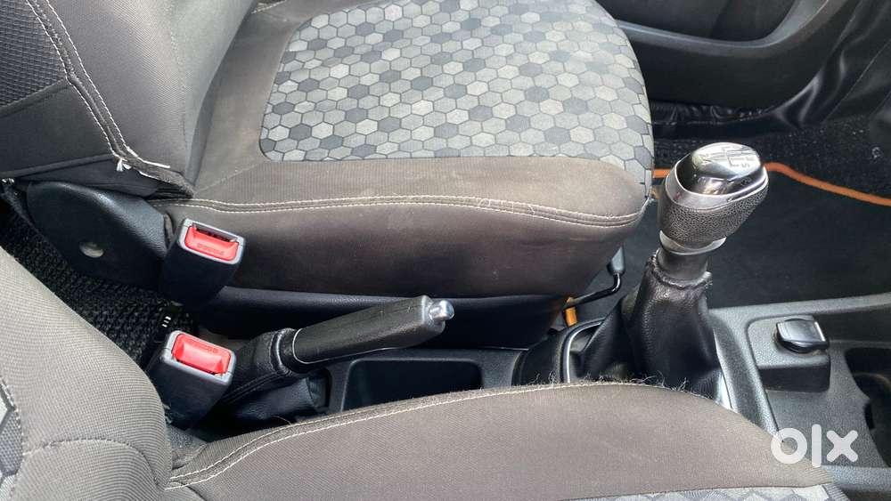 Renault Kwid 2015-2019 1.0 Rxt (o), 2018, Petrol