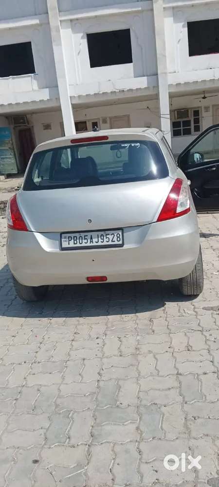 Maruti Suzuki Swift 2013 Diesel 89300 Km Driven