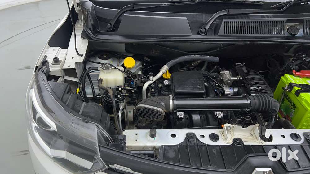 Renault Triber Rxz, 2021, Petrol