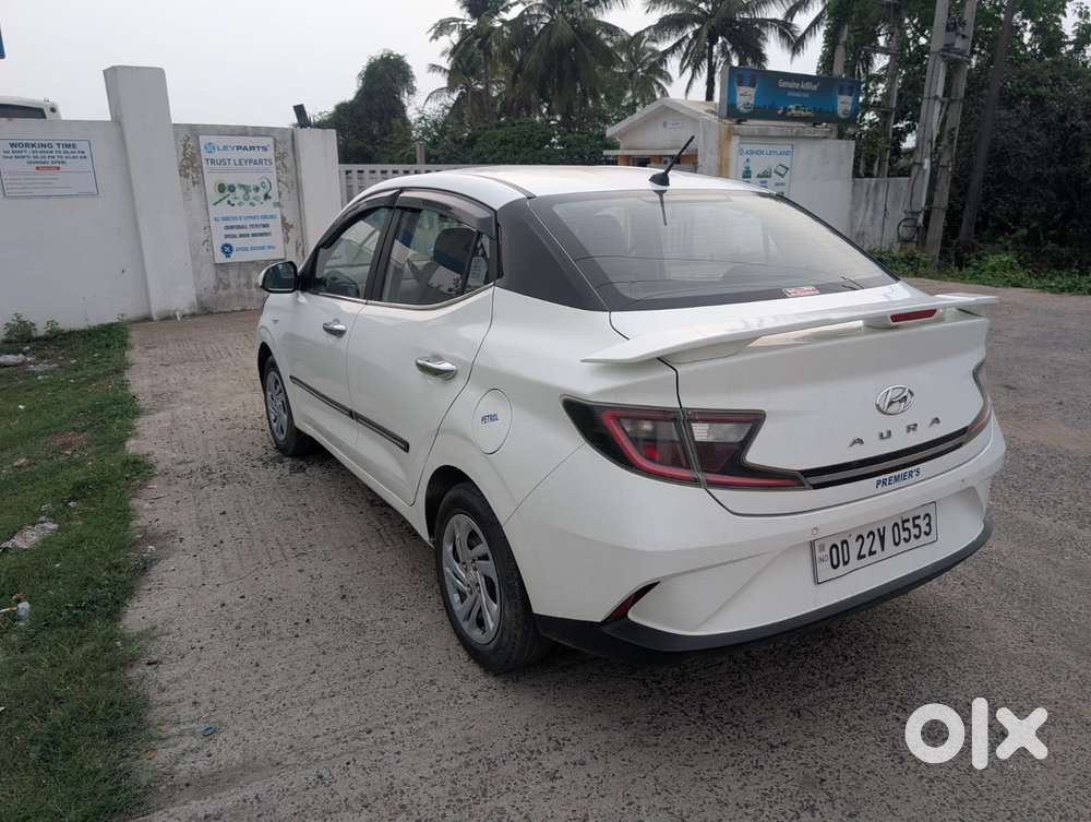 Hyundai Aura 1.2 E Petrol Mt, 2022, Petrol