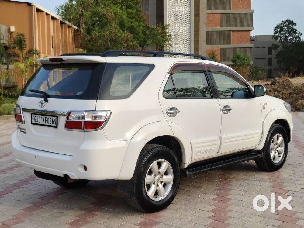 Toyota Fortuner 3.0 4x4 Manual, 2010, Diesel