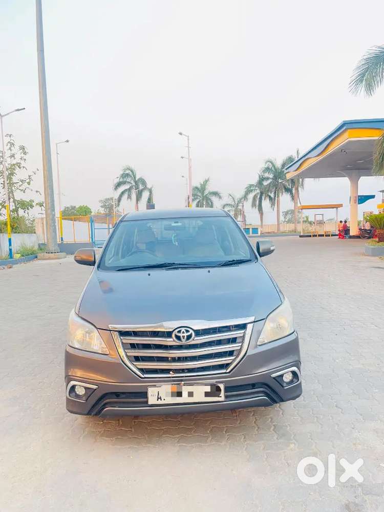 Toyota Innova 2012 Diesel 252853 Km Driven