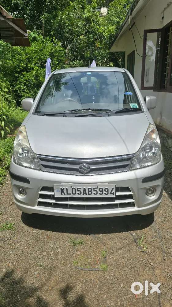 Maruti Suzuki Zen Estilo 1.0 2010