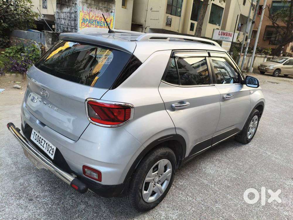 Hyundai Venue S, 2019, Petrol