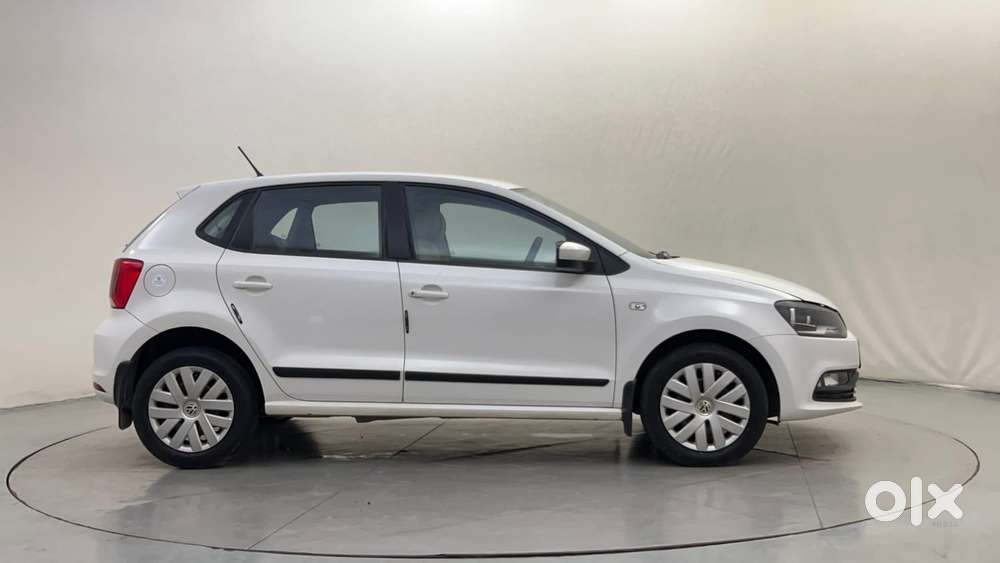 Volkswagen Polo Petrol Comfortline 1.2l, 2015, Petrol