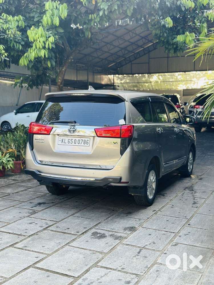 Toyota Innova Crysta 2.4 V 8 Str, 2020, Diesel