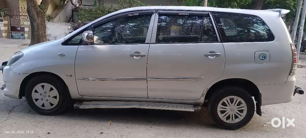 Toyota Innova 2011 Diesel 173000 Km Driven