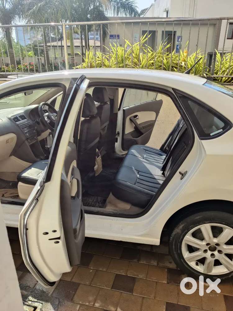 Volkswagen Vento Highline 2012