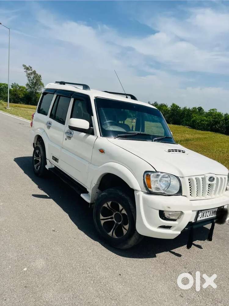 Mahindra Scorpio Classic 2009 Diesel 85000 Km Driven