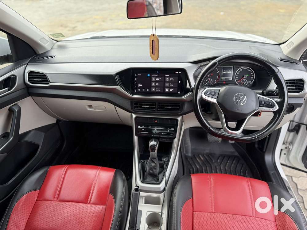 Volkswagen Taigun 1.0 Tsi Highline At, 2022, Petrol