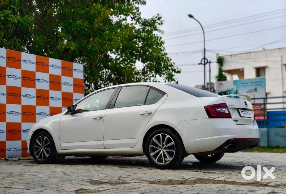 Skoda Octavia 2.0 Vrs 230, 2018, Petrol
