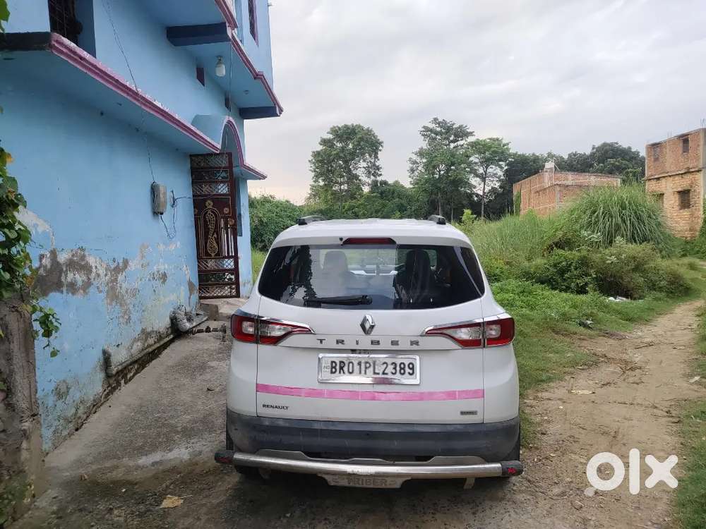 Renault Triber 1.0 Rxz 2020 Km Driven