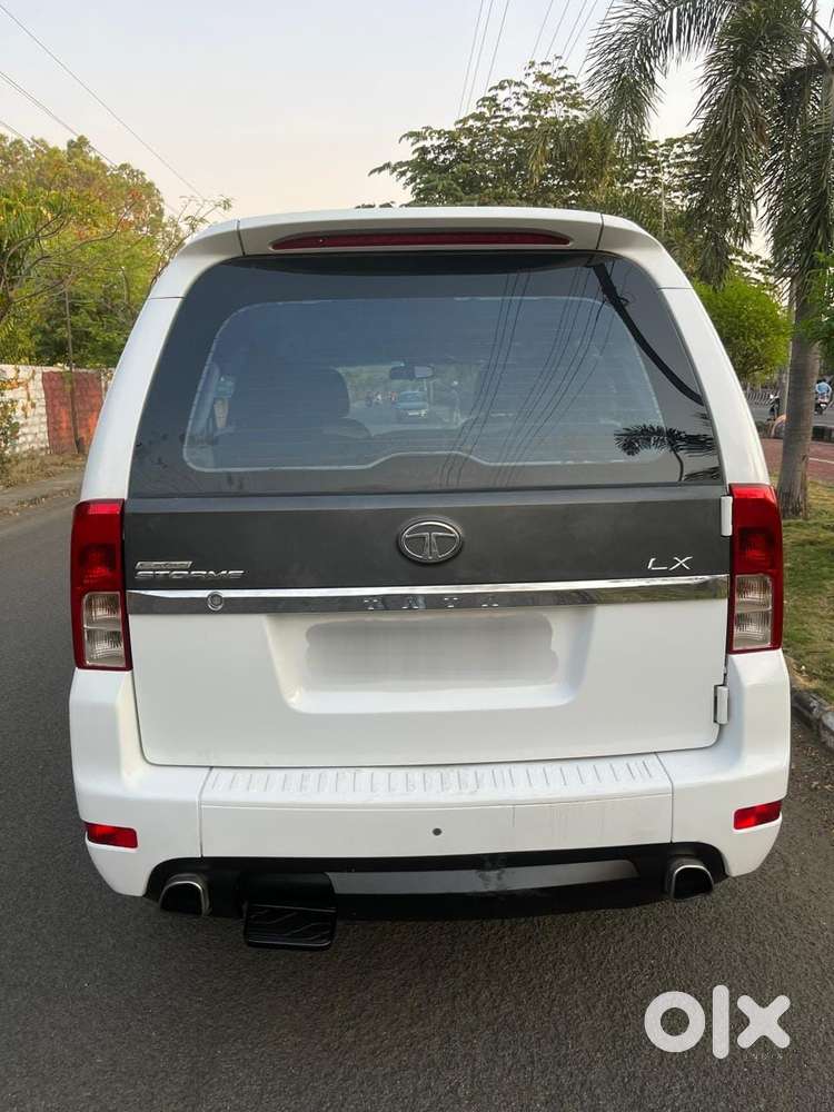 Tata Safari Storme Lx, 2013, Diesel