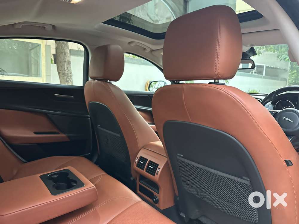 Jaguar Xe Portfolio, 2018, Petrol
