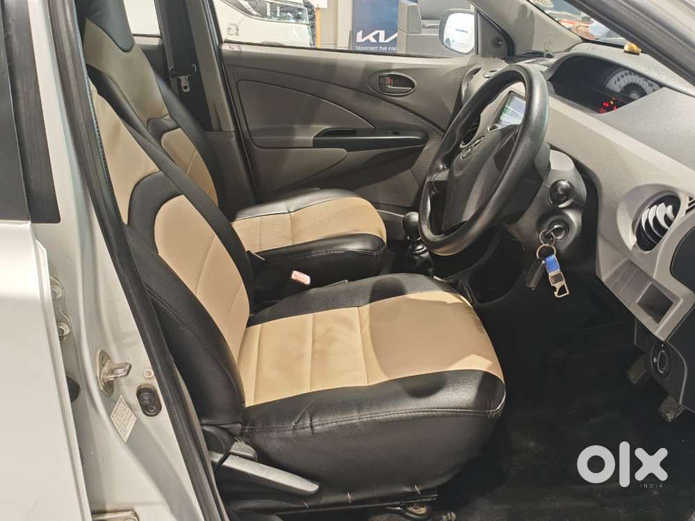 Toyota Etios 2010-2012 G, 2011, Diesel