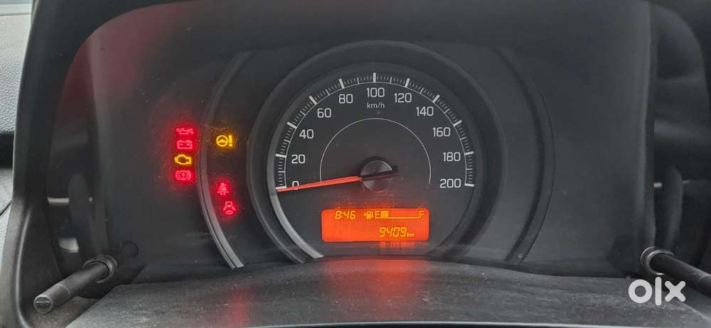 Maruti Suzuki Swift Lxi Optional-o, 2019, Petrol