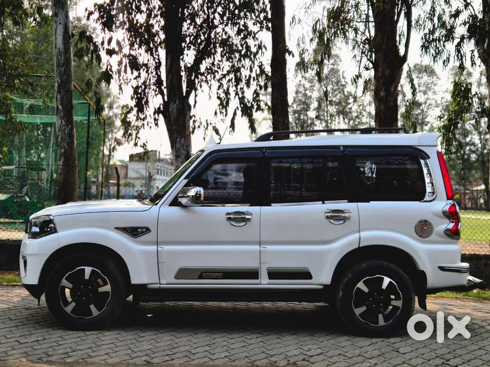 Mahindra Scorpio Classic 2.2 S 11 Mt 7 Str, 2023, Diesel