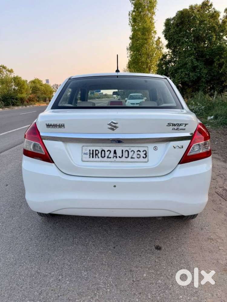Maruti Suzuki Dzire 1.2 Vxi, 2015, Petrol