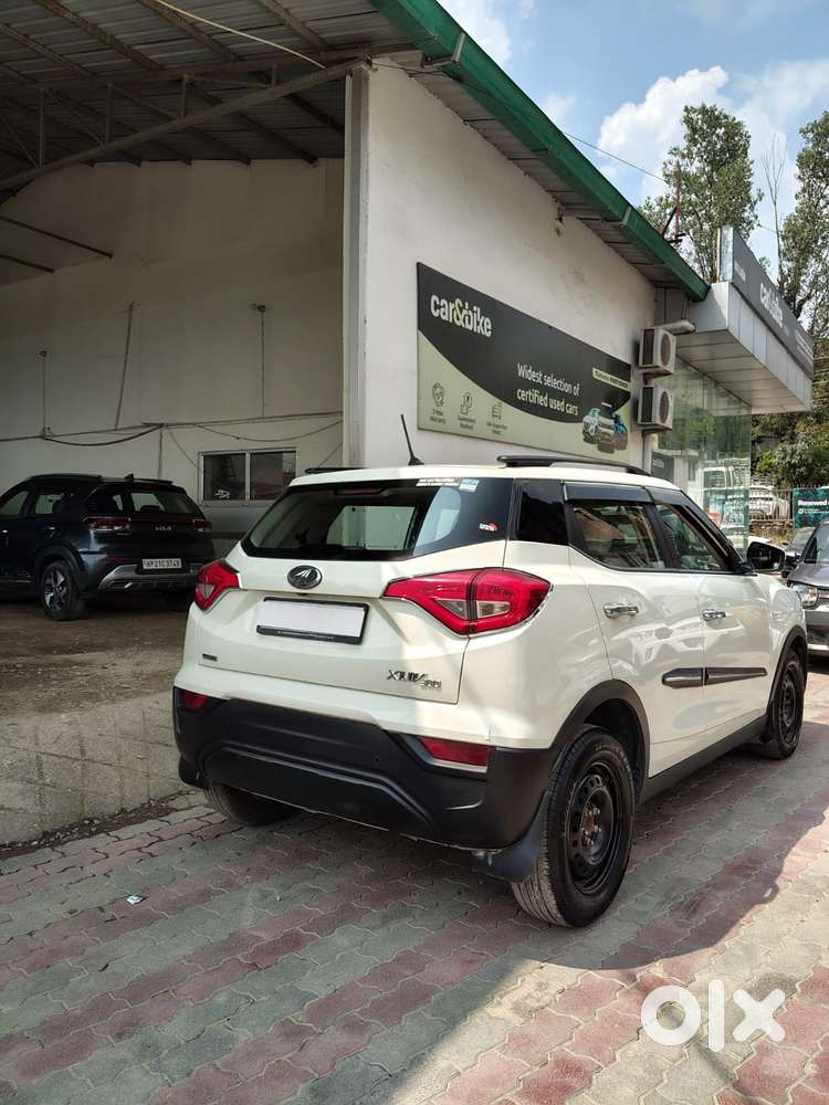 Mahindra Xuv300 1.2 W6 Amt Petrol, 2022, Petrol