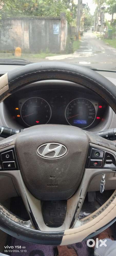 Hyundai I20 Sportz 2011