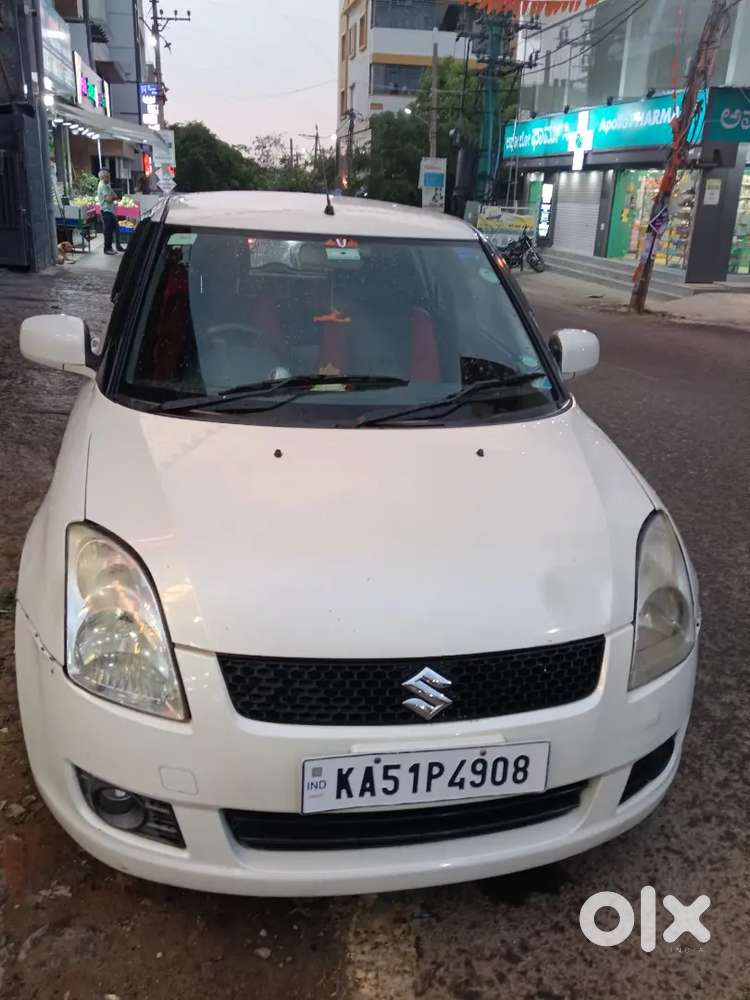 Mint Condition Swift Zxi White Colour 2008 2nd Owner For Sale