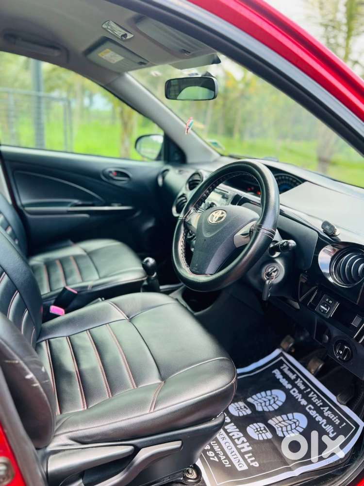 Toyota Etios Cross 2016