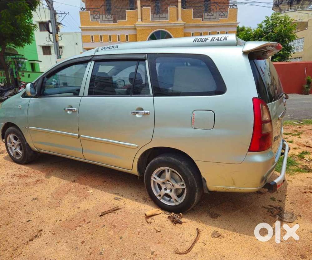 Toyota Innova 2.5 G (diesel) 8 Seater, 2006, Diesel