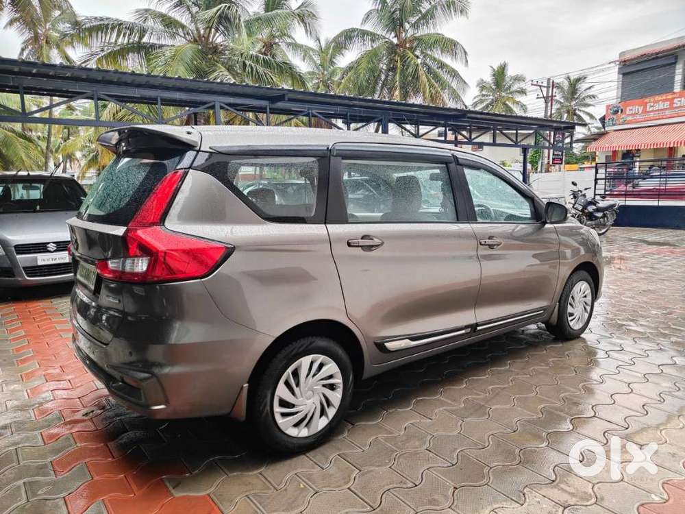 Maruti Suzuki Ertiga Zxi At Shvs, 2020, Petrol
