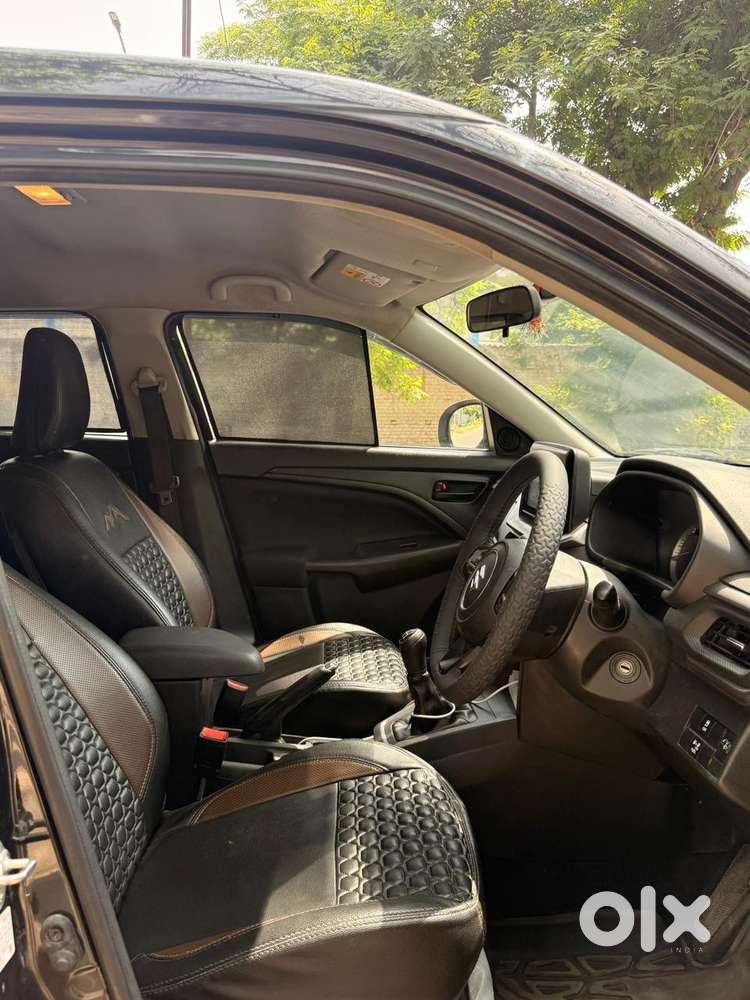 Maruti Suzuki Brezza 1.5 Vxi Cng, 2024, Cng & Hybrids