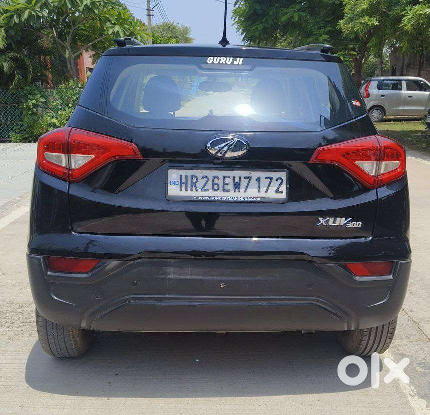 Mahindra Xuv300 W6 Diesel, 2022, Diesel