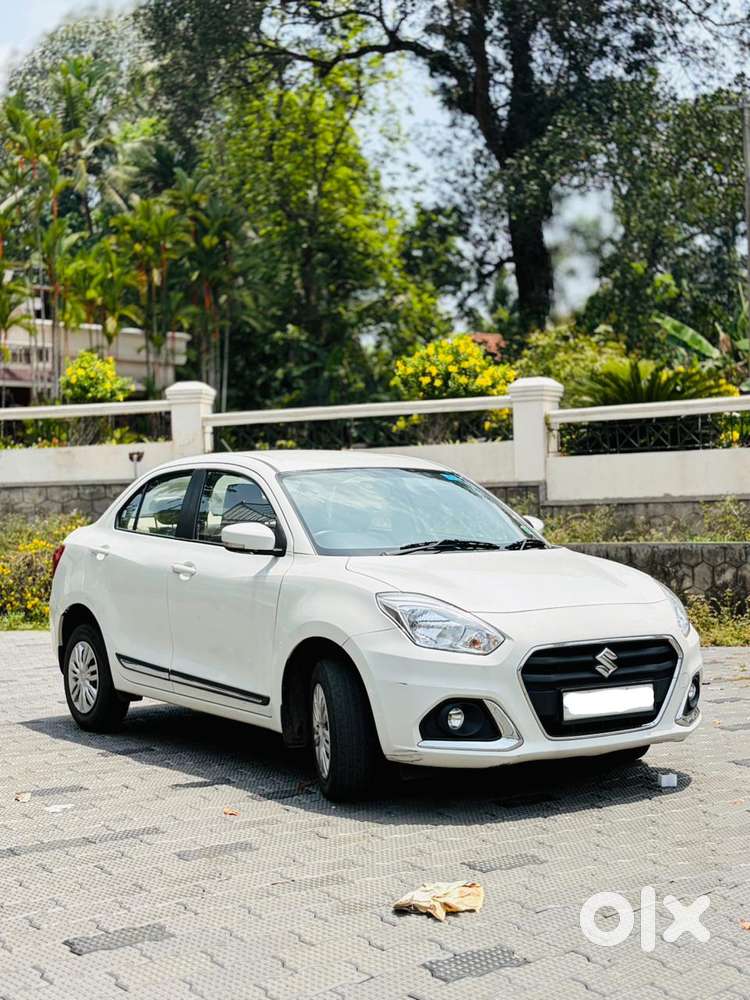 Maruti Suzuki Dzire 1.2 Vxi, 2023, Petrol