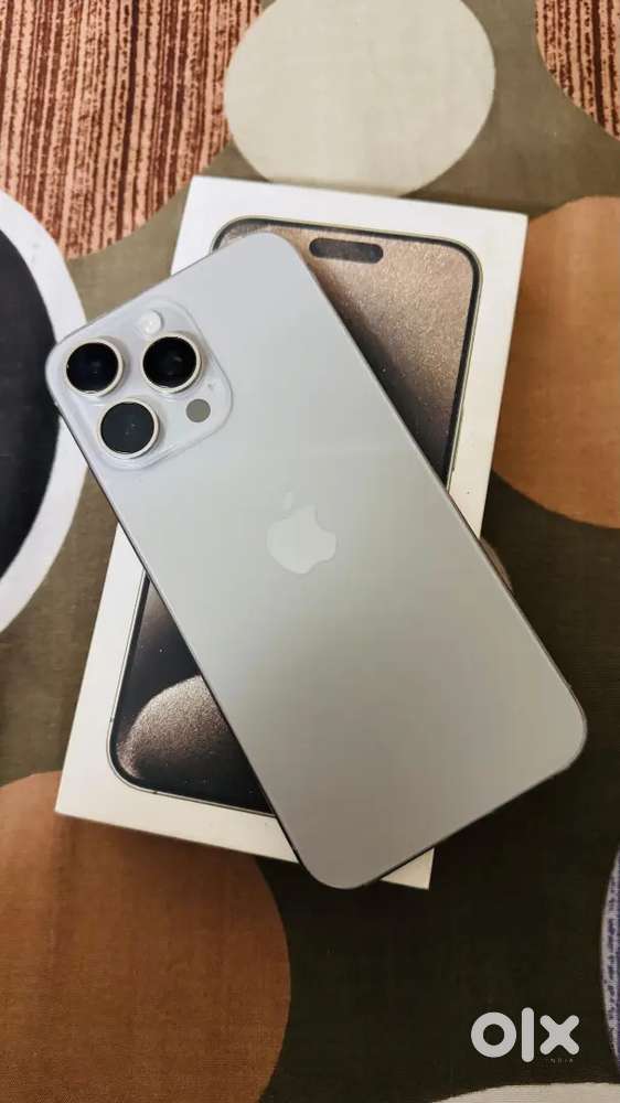 iPhone 15 pro max 256gb 86 battery health with box and cable