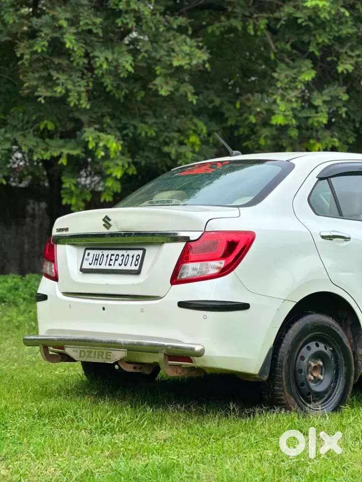 Maruti Suzuki Dzire 1.2 Vxi, 2022, Petrol