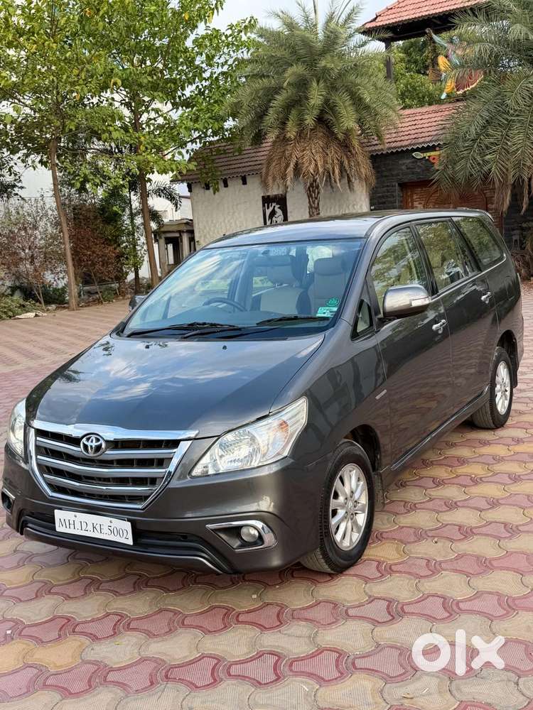 Toyota Innova 2.5 V 8 Str, 2013, Diesel
