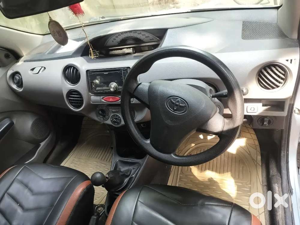 Toyota Etios 1.5 G 2012