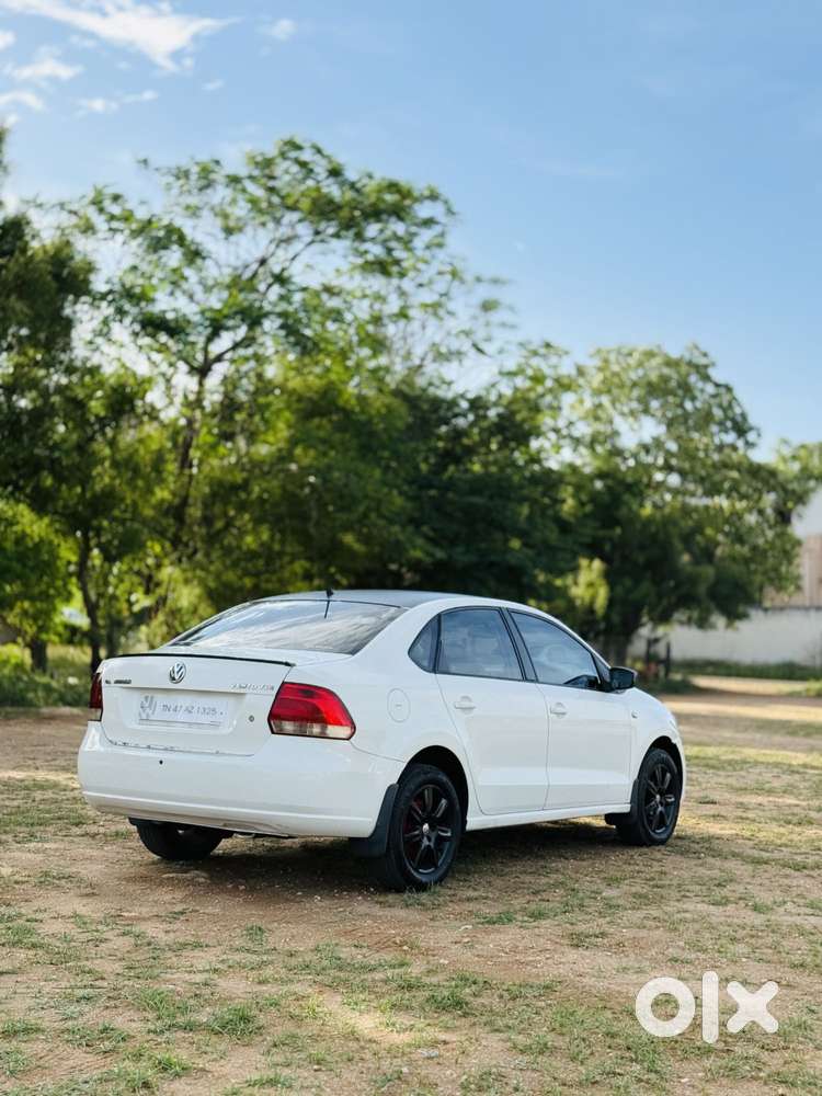 Volkswagen Vento 2010-2013 New Diesel Highline, 2011, Diesel