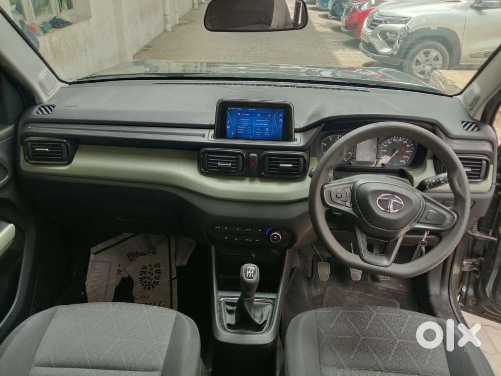 Tata Punch 1.2 Revotron Adventure Camo, 2022, Petrol