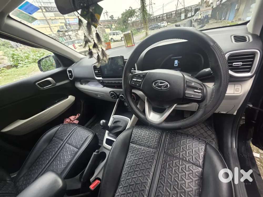 2024 Hyundai Venue Petrol | 1st Owner | Only 8,781 Km | Excellent Cond