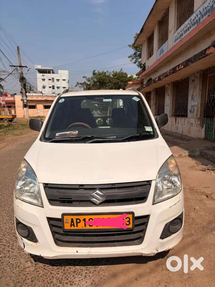 Neatly Used Wagonr For 350000