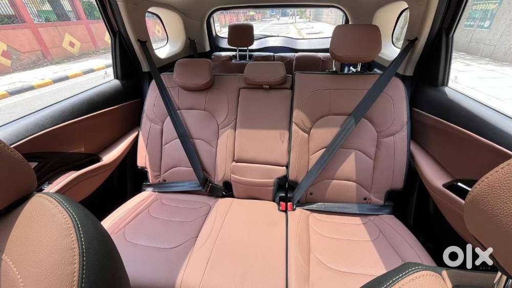 Mg Hector Plus Sharp Pro 1.5 Turbo Petrol Cvt 7 Str, 2025, Petrol